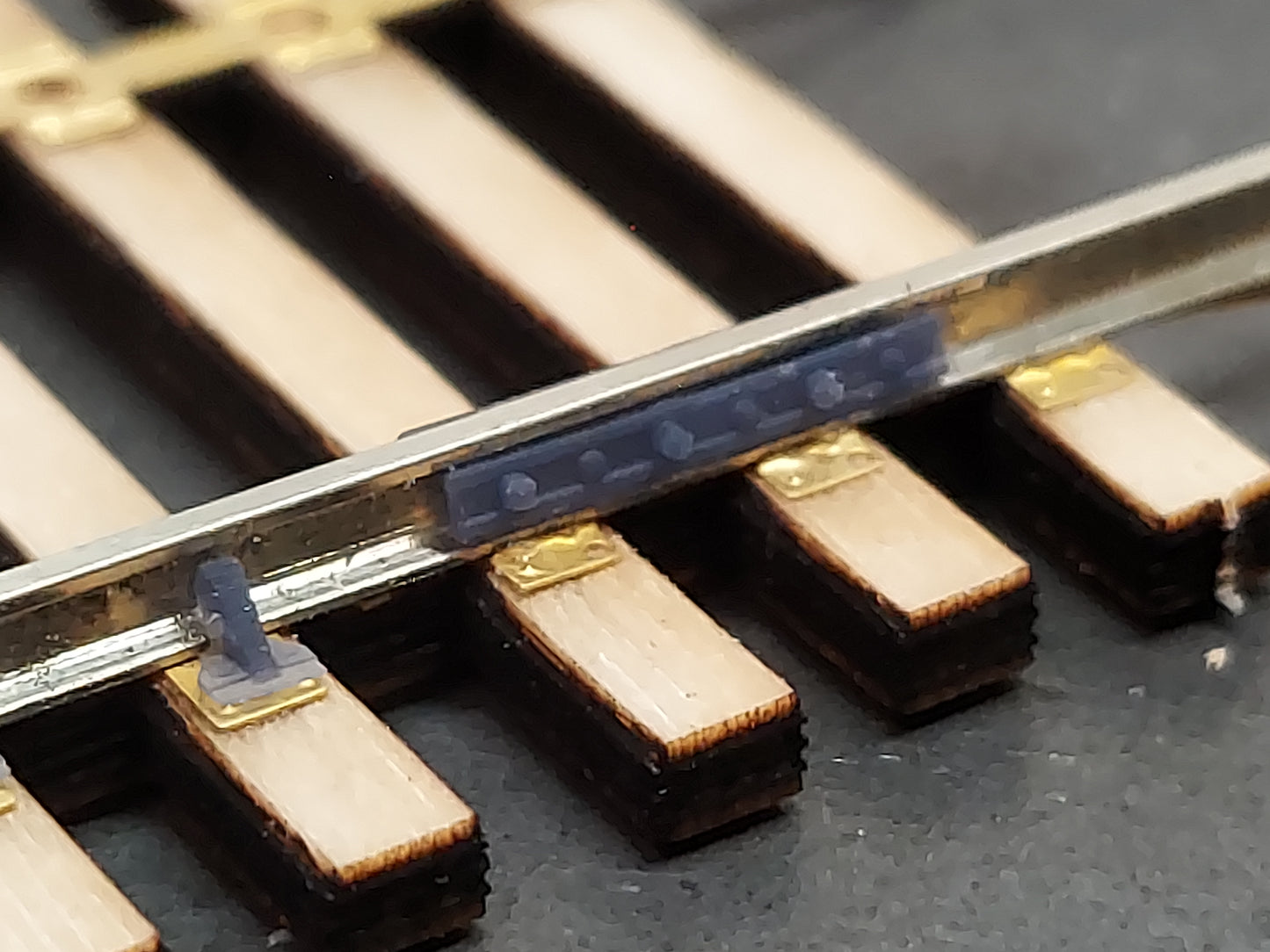 HO Turnout Rail Braces