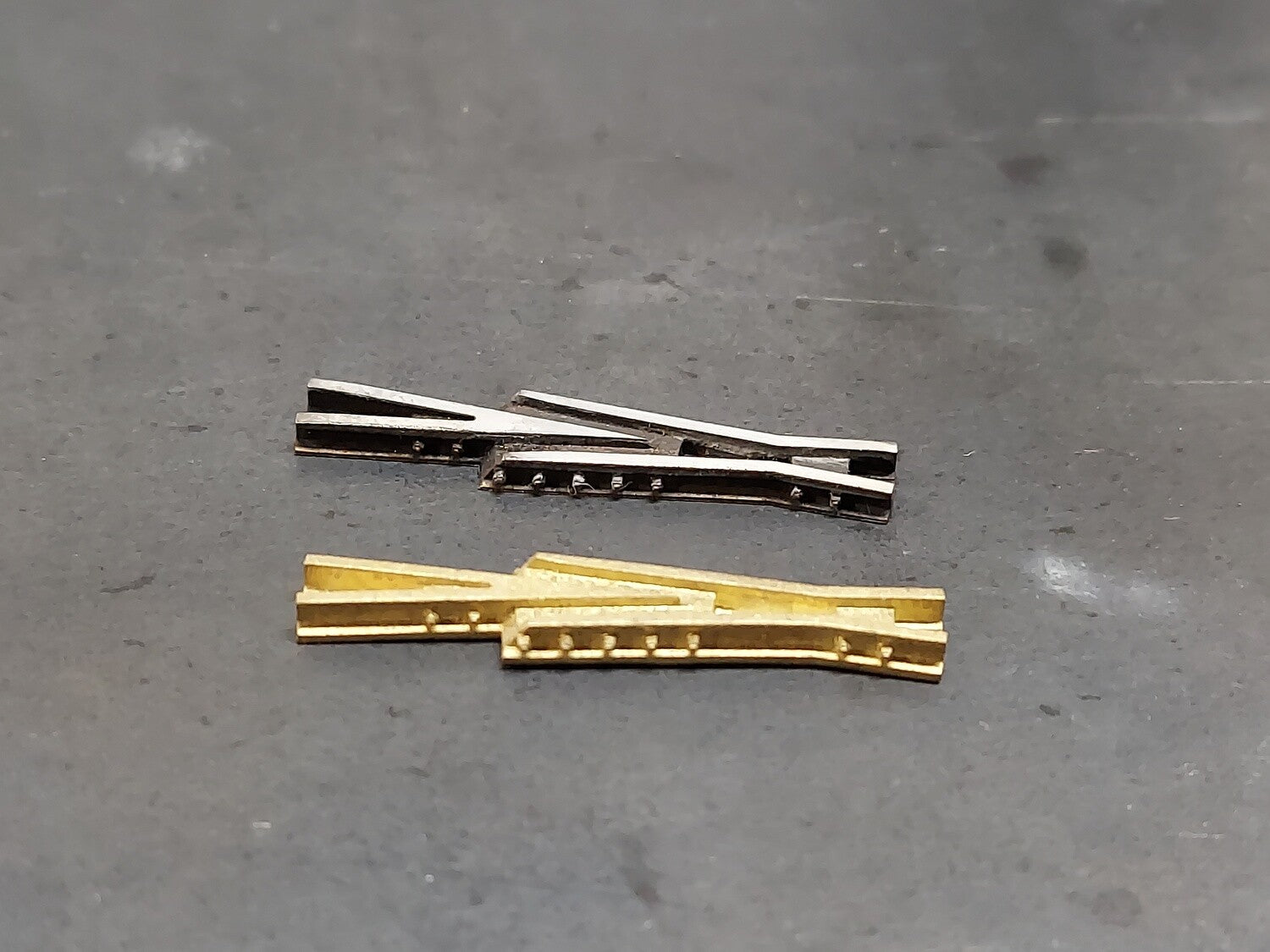 Railway Rbm Insert HO #6 Solid Manganese Steel Frog – Oak Hill Model Railroad Track Supply LLC